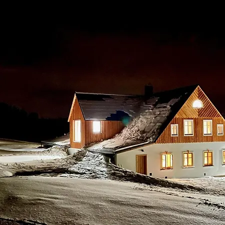 Ferienhaus Dead Fox Na Samote *